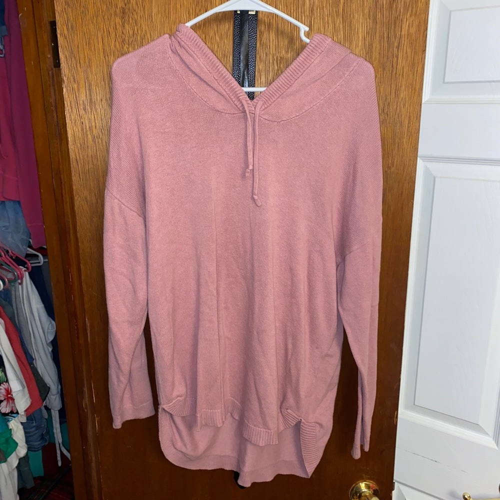 Hooded pullover